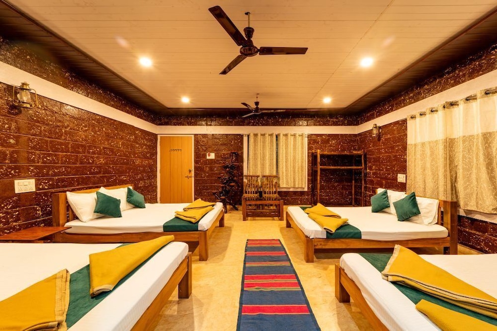 Normal Dormitory (12 Sharing ) photo 1