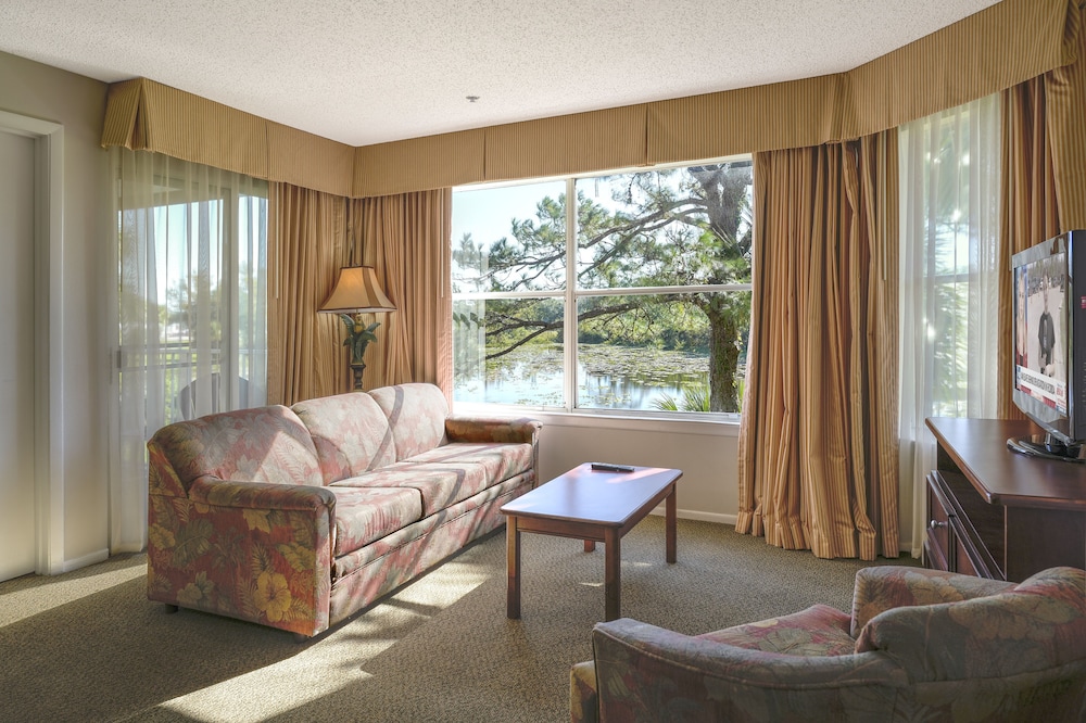 Deluxe Condo, 2 Bedrooms