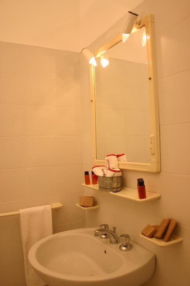 Apartment, 2 Bedrooms, Kitchenette photo 3