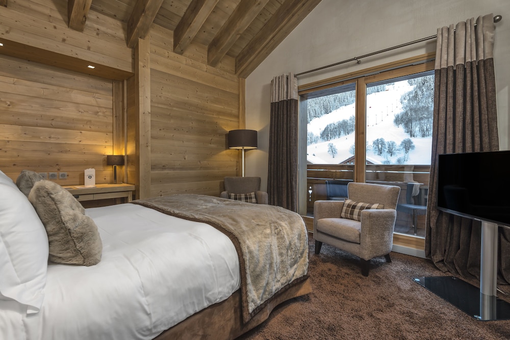 Signature Room