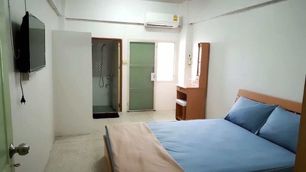Standard Double Room with Air Condition photo 3
