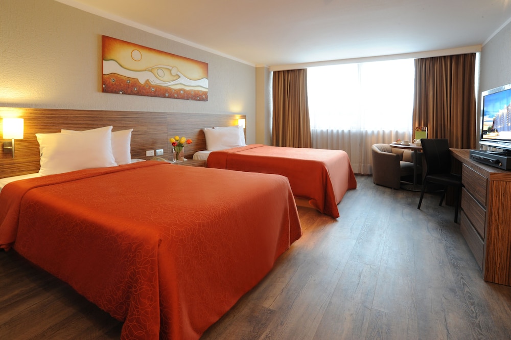 Double Room, 2 Double Beds - Photo 2
