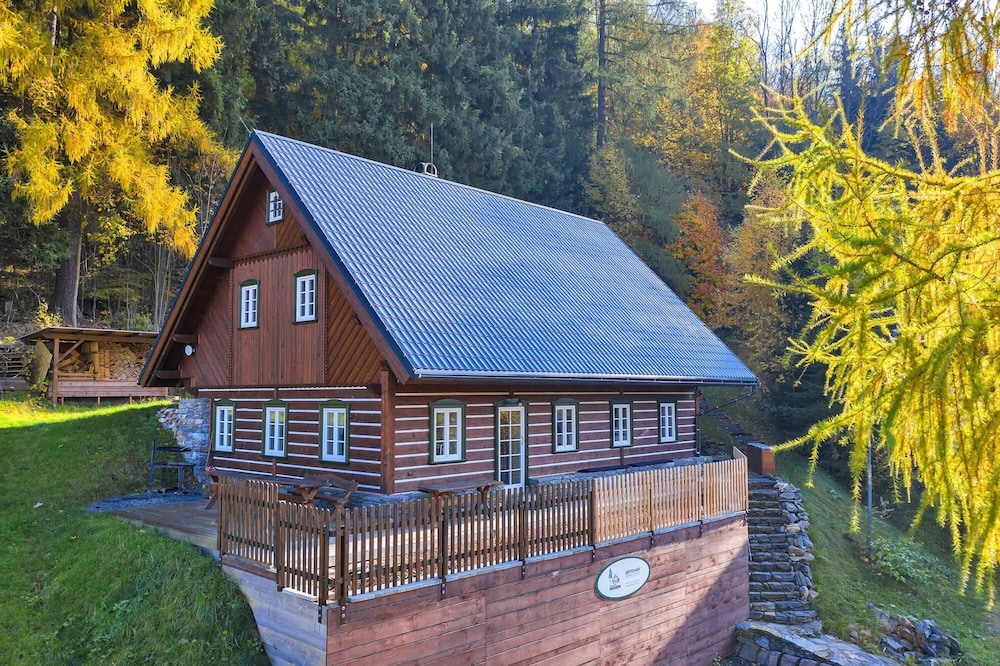 Villa photo 1