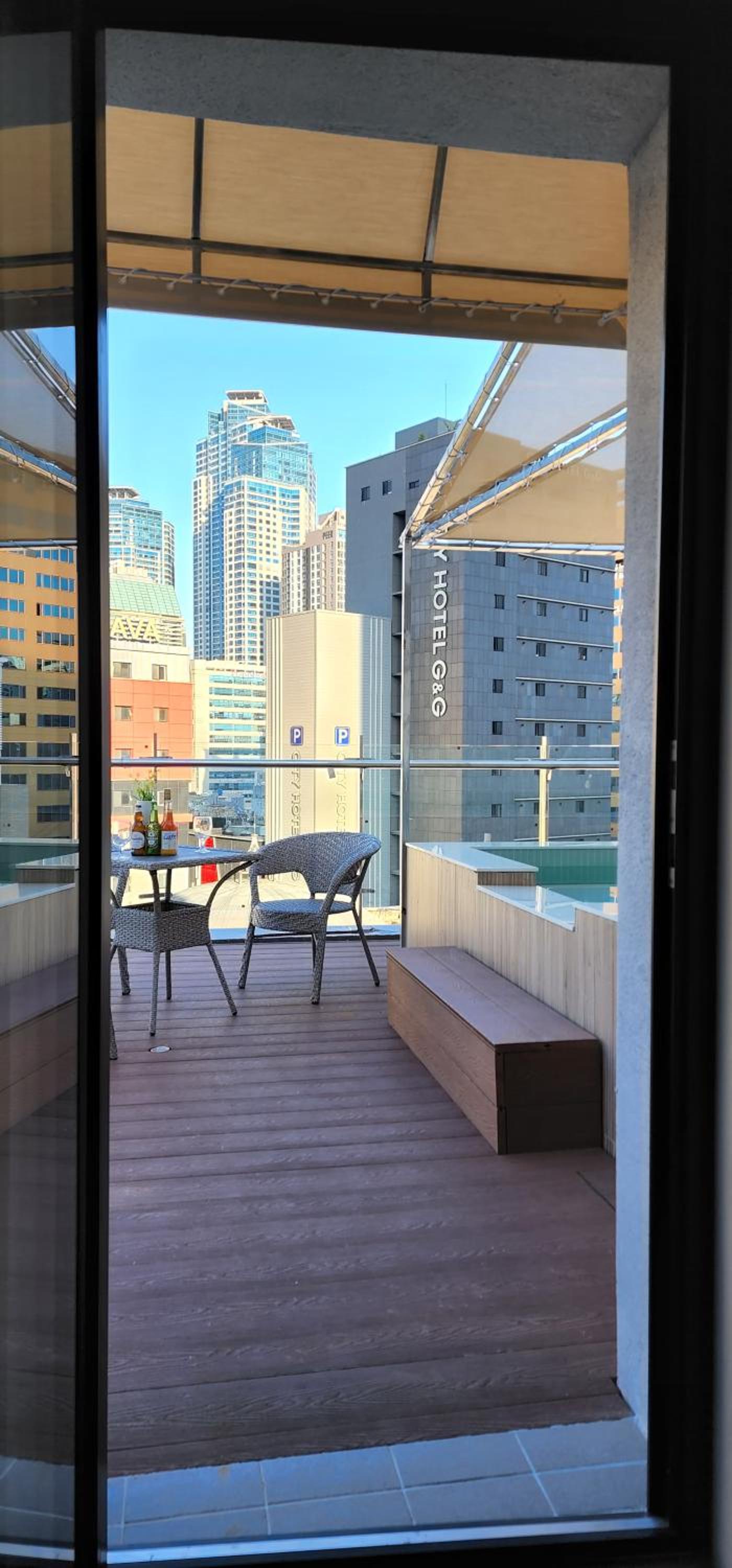 Terrace Room photo 2