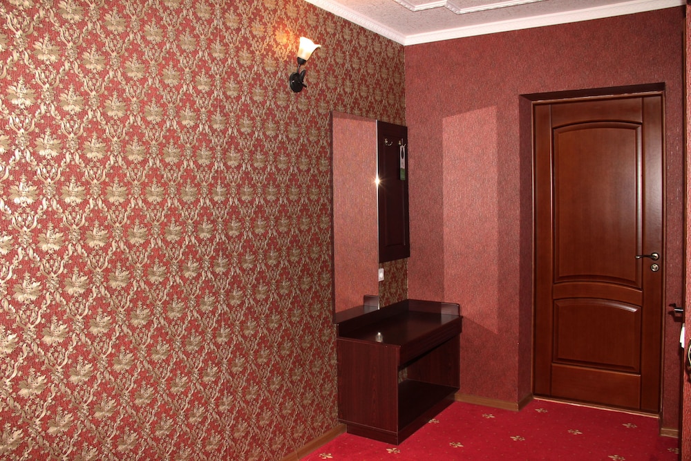 Standard Triple Room photo 3