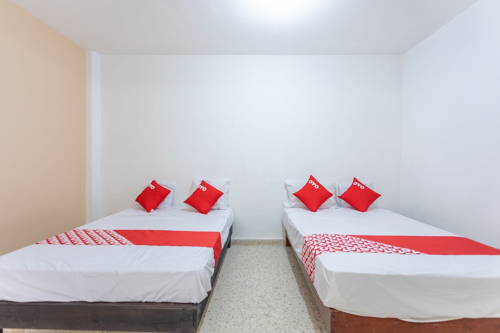 Standard Room (3 Double Bed)