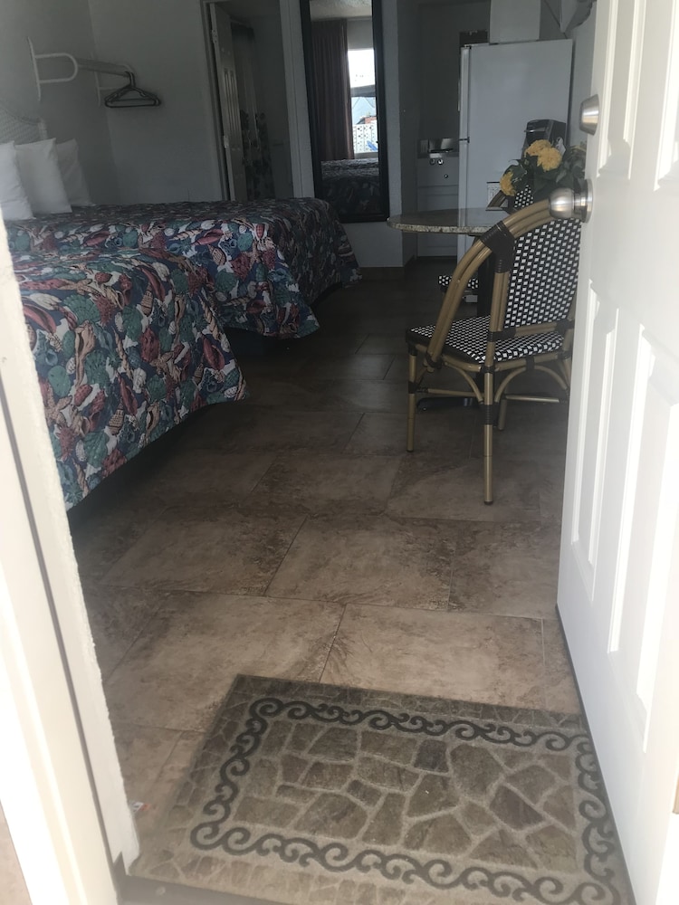 Comfort Room, 2 Double Beds