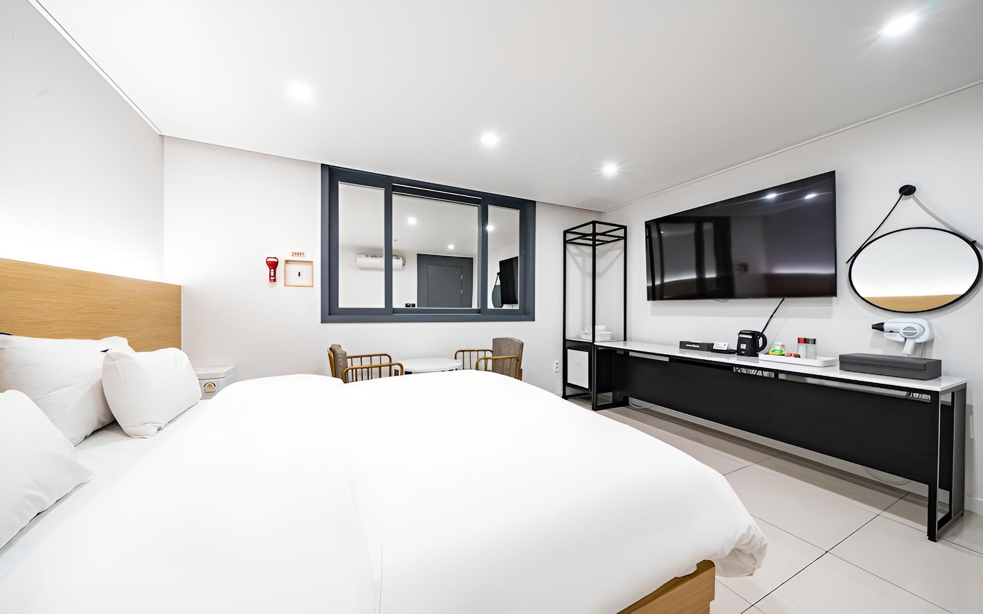 Room (Premium - Clothing purifier (non-smok) - Photo 6