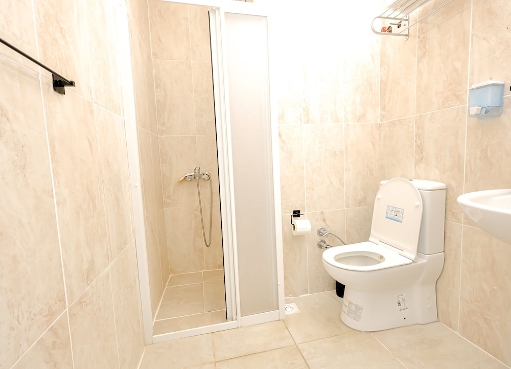 Standard Double Room, 1 Queen Bed, Non Smoking, Sea View photo 3
