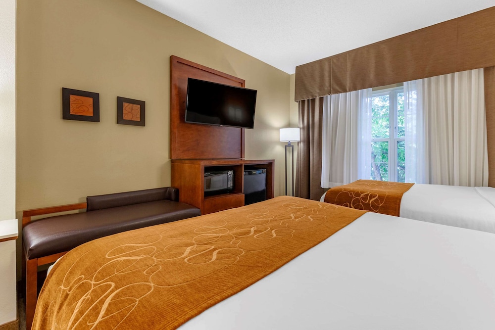 Suite, Multiple Beds, Accessible, Non Smoking - Photo 2