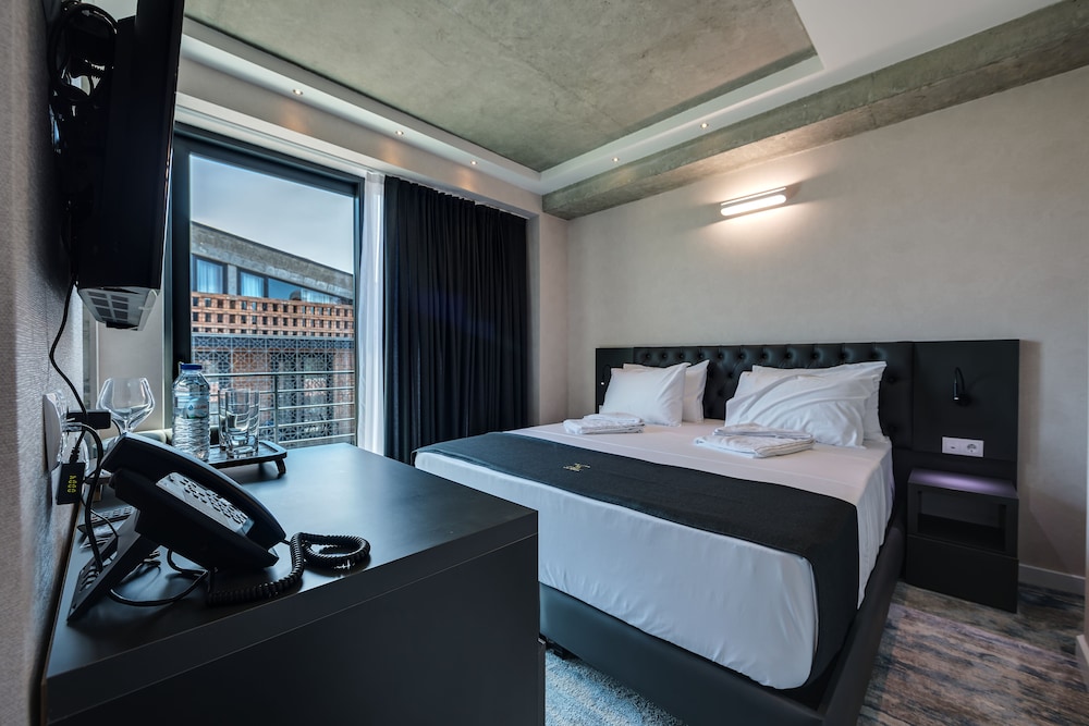 City Double Room, 1 King Bed, Non Smoking, City View photo 1