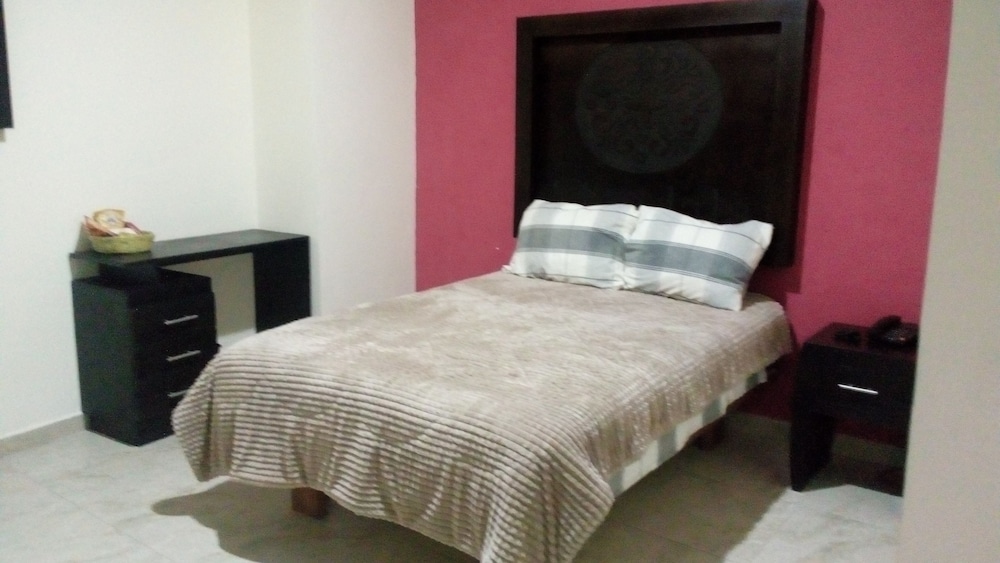 Standard Room, 1 Double Bed photo 3