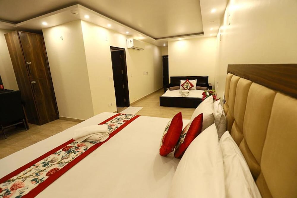 Family Studio Suite