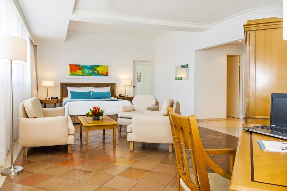 Junior Studio Suite, 1 King Bed, Ocean View - Photo 1
