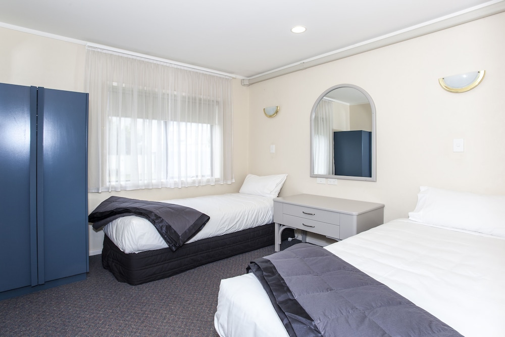Two Bedroom Suite photo 2