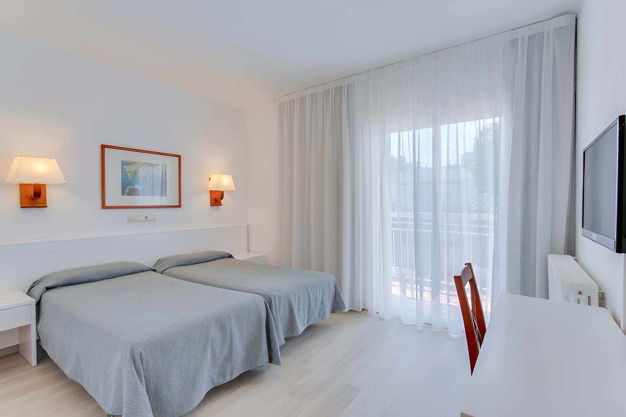 Triple Room (3 adultos)