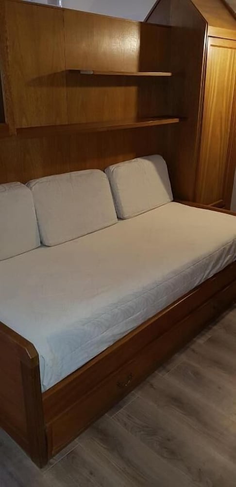 Standard Apartment, 1 Queen Bed With Sofa Bed photo 3
