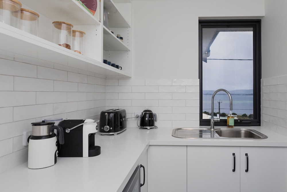 Luxury House photo 3