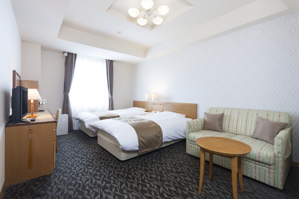 Twin Room, Non Smoking - Photo 2