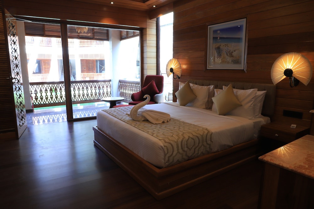 Superior Double Room, Pool View