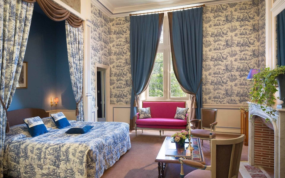 Luxury Double Room, Ensuite, Garden View (Louise De La Valliere) - Photo 1