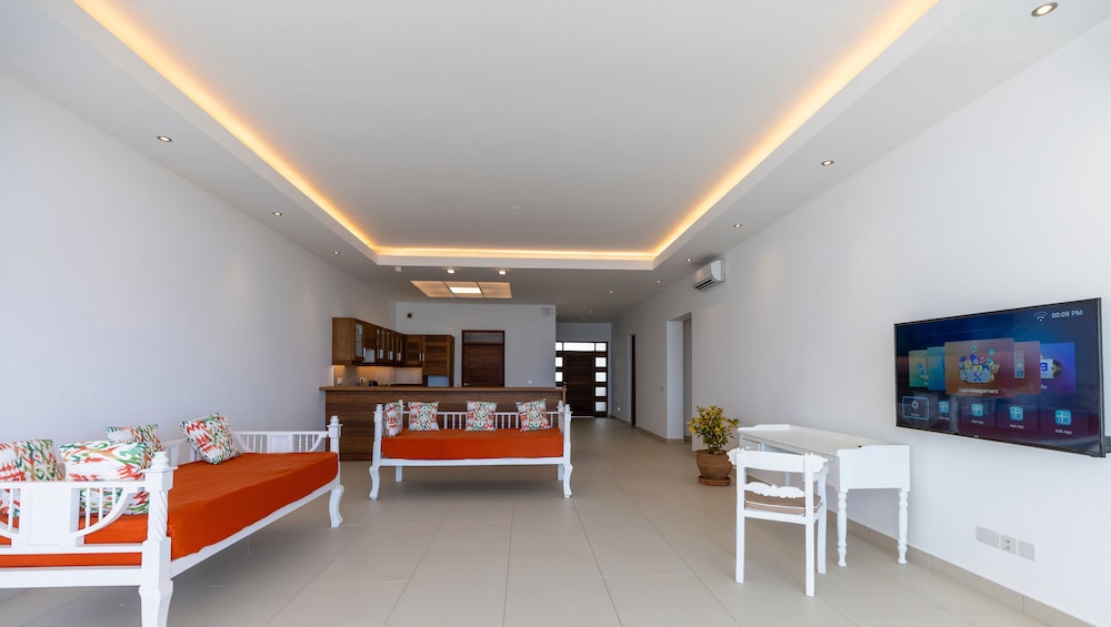 Executive Suite, 2 Bedrooms, Ensuite, Sea View photo 3