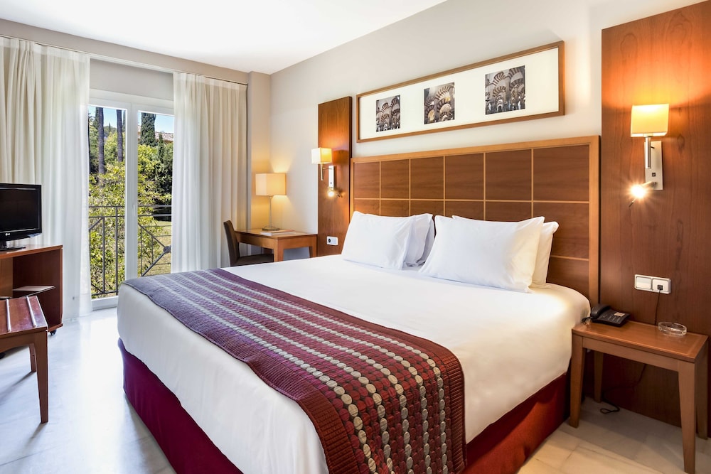 Standard Double or Twin Room - Photo 4