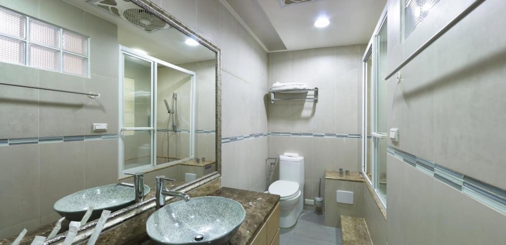 Classic Quadruple Room - Photo 3