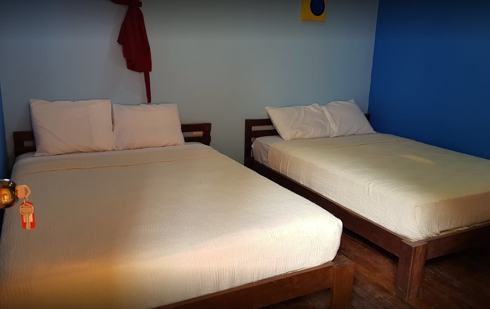 Quadruple Room, 2 Double Beds, Non Smoking photo 1