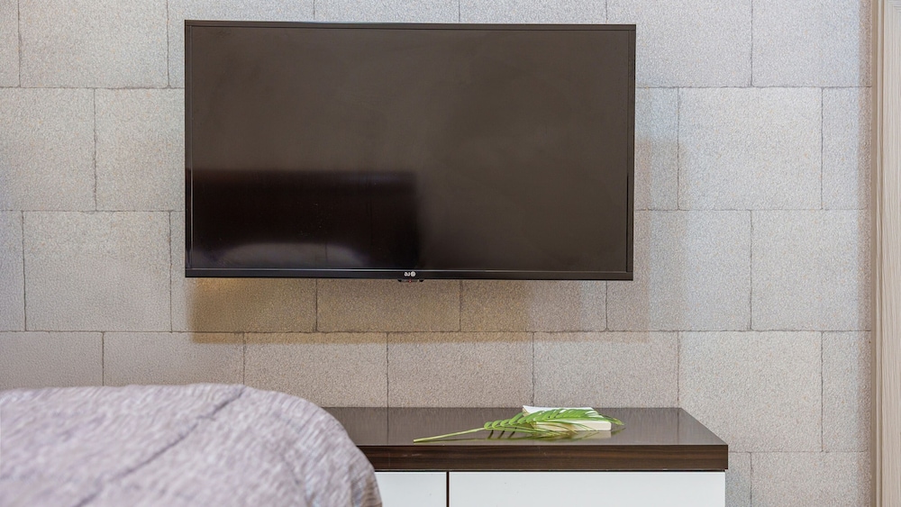 Basic Room, 1 Bedroom (Room 207 (BBQ / Netflix))
