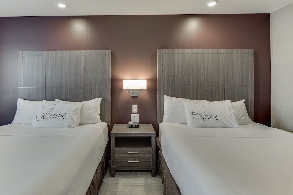 Standard Suite, 2 Queen Beds, Kitchenette photo 1