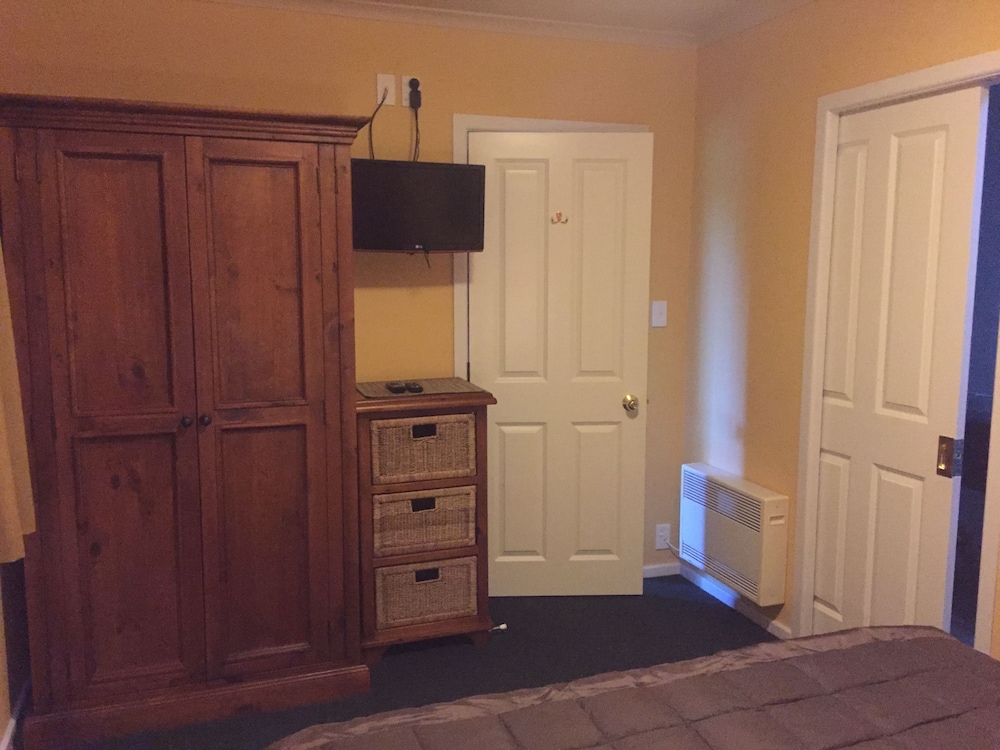 Deluxe Suite, 1 Bedroom, Non Smoking, Balcony photo 3