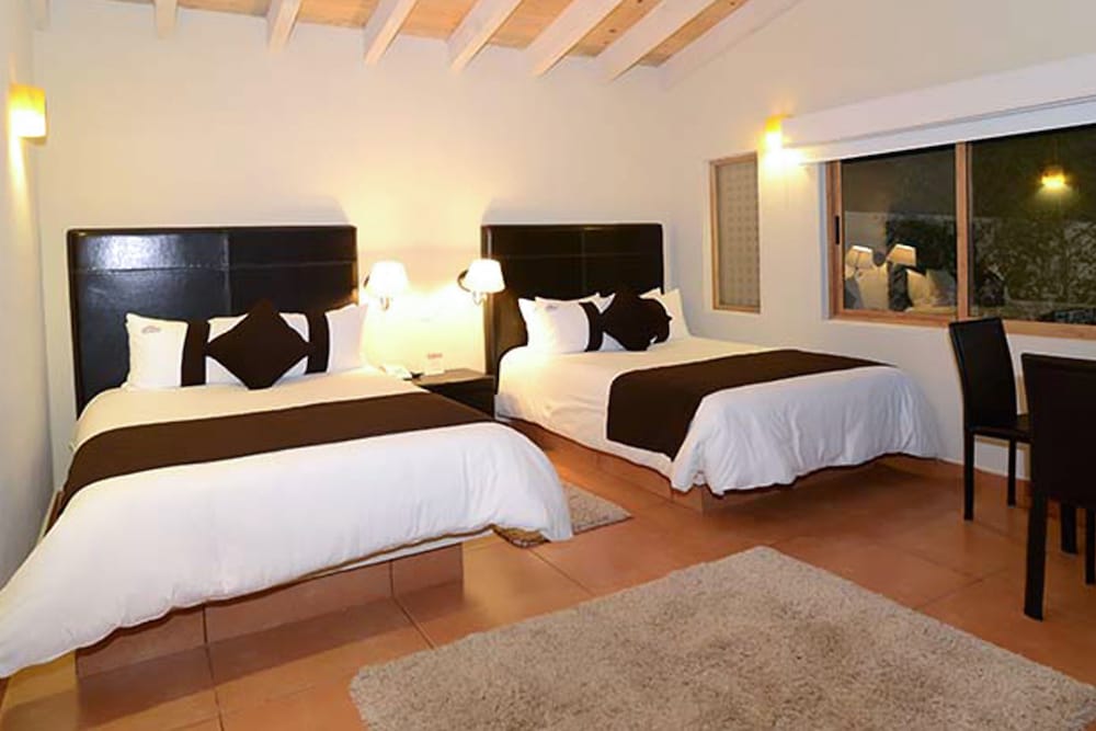 Grand Room, 2 Double Beds - Photo 3