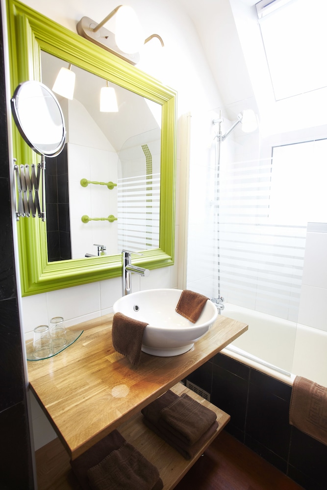Superior Double or Twin Room - Photo 8