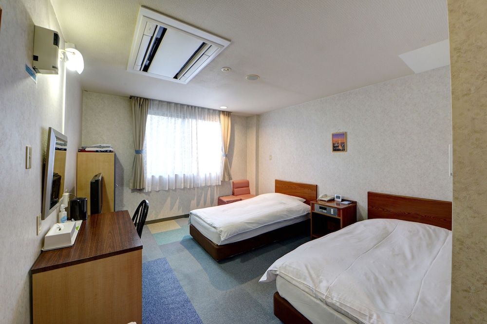 Twin Room, Non Smoking - Photo 1