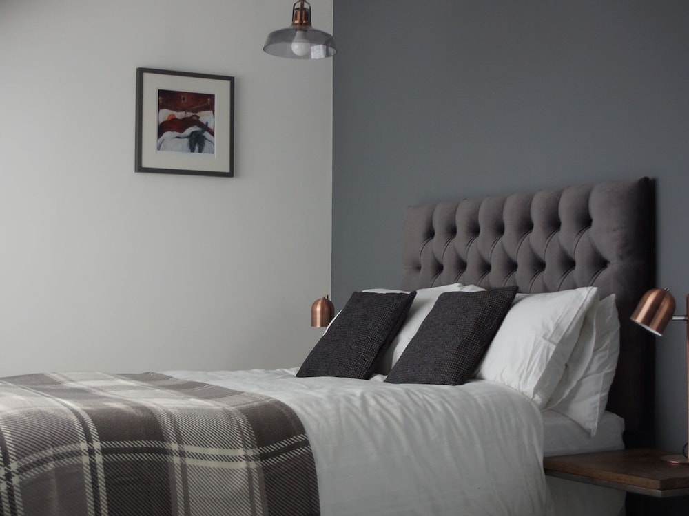 Deluxe Suite, Ensuite photo 1