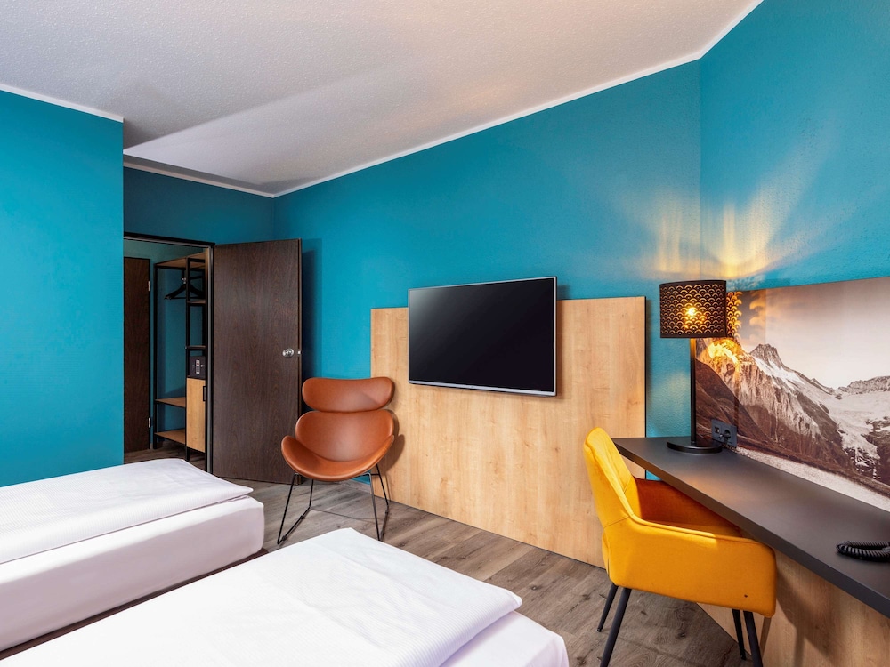 Standard Room, 2 Twin Beds - Photo 3