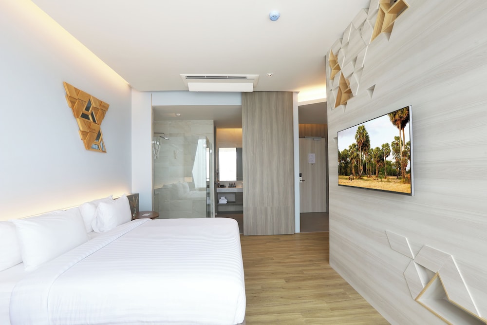 Deluxe Room, Terrace - Photo 6