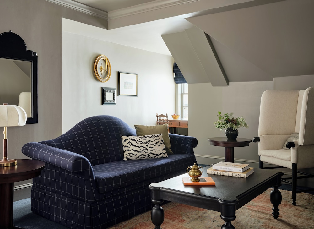 Suite (Parlour) - Photo 2