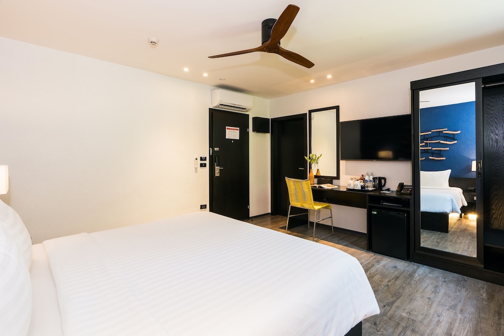 Superior Double Room - Photo 3