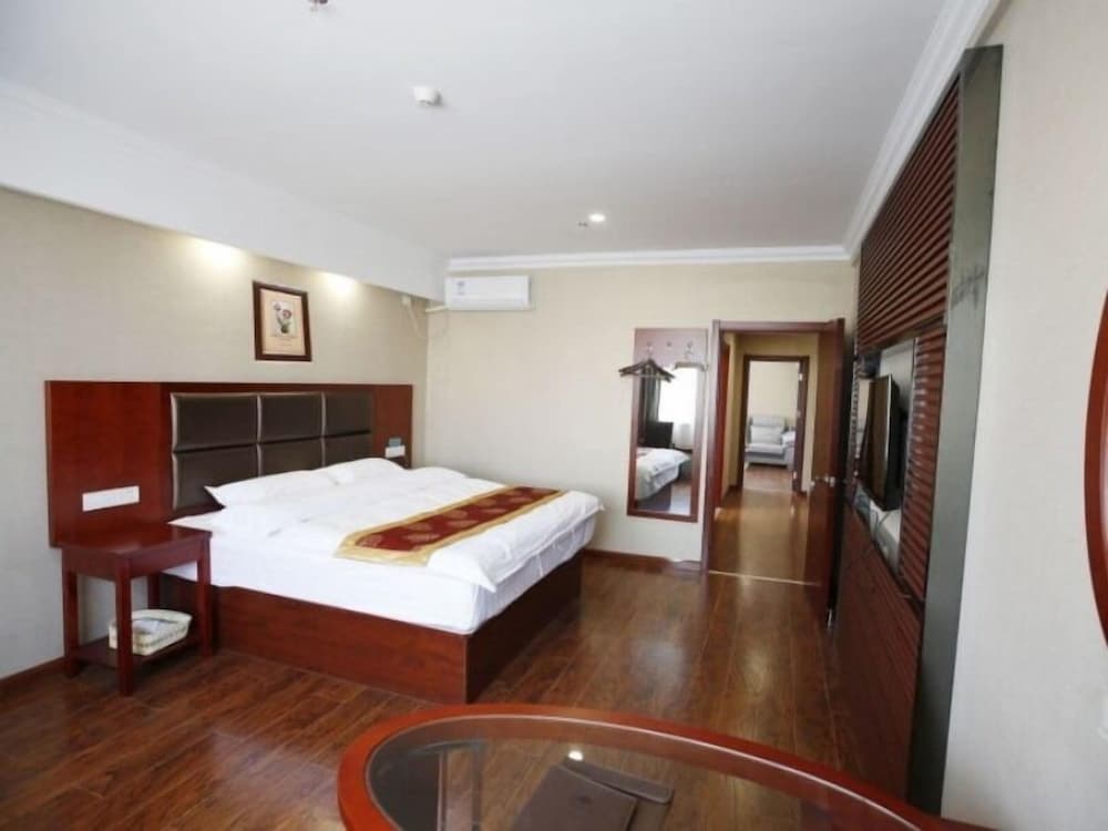 Suite Room