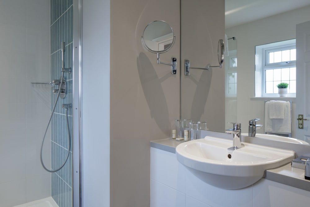 Contemporary Suite Double - Photo 4