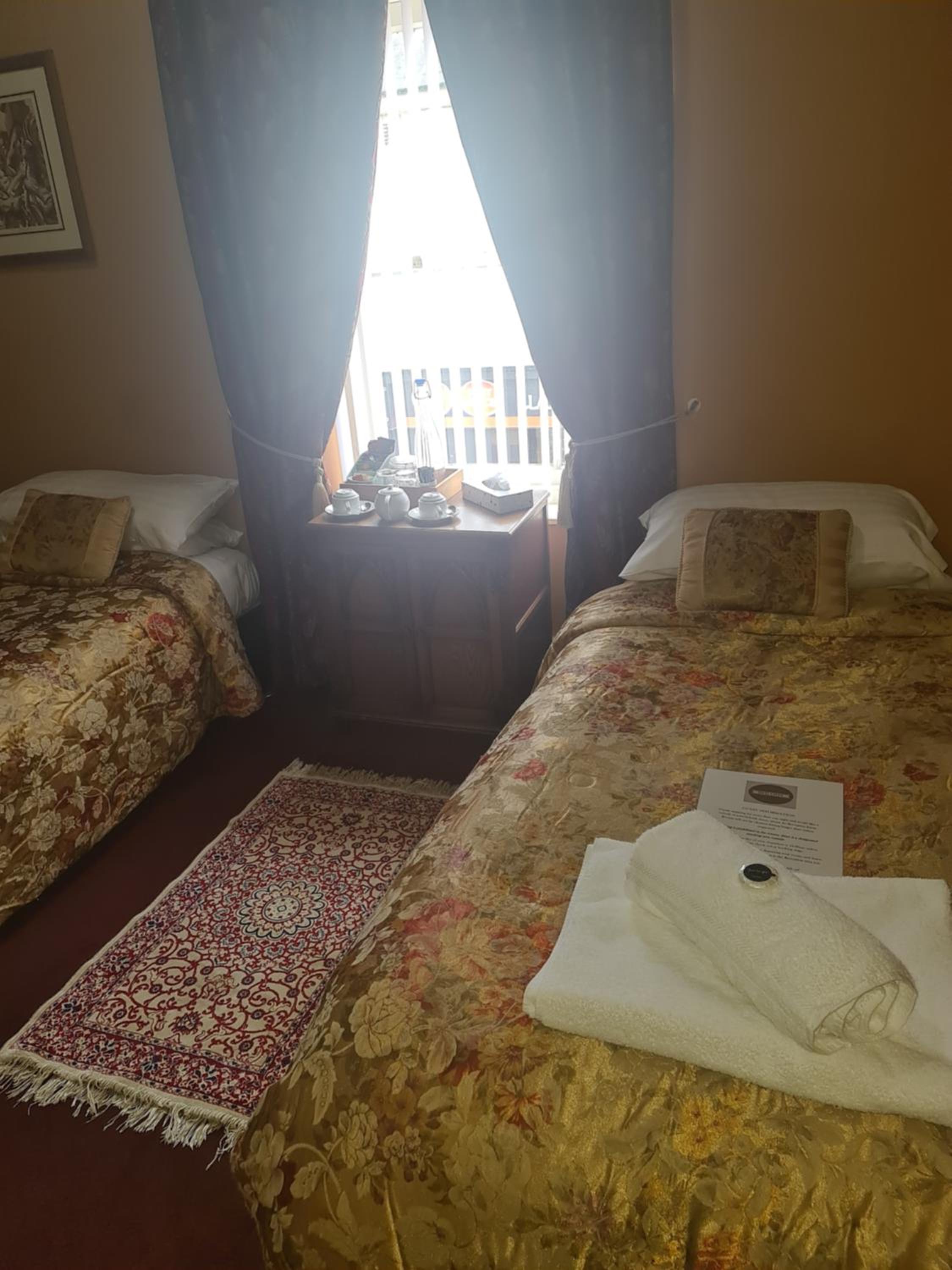 Small Twin Room