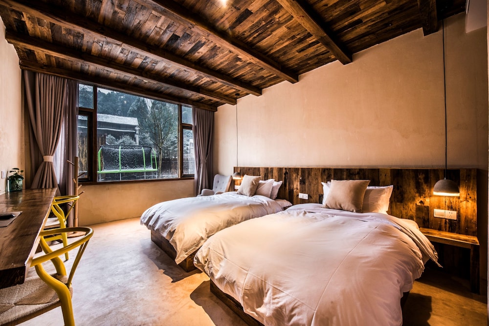 2-Bedroom Suite, Garden View photo 1