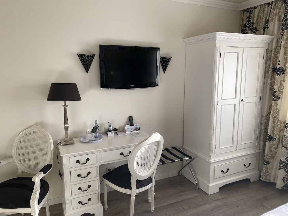 Apartment - Photo 11