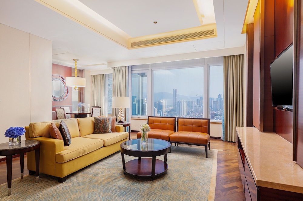 Carlton Suite - Photo 3