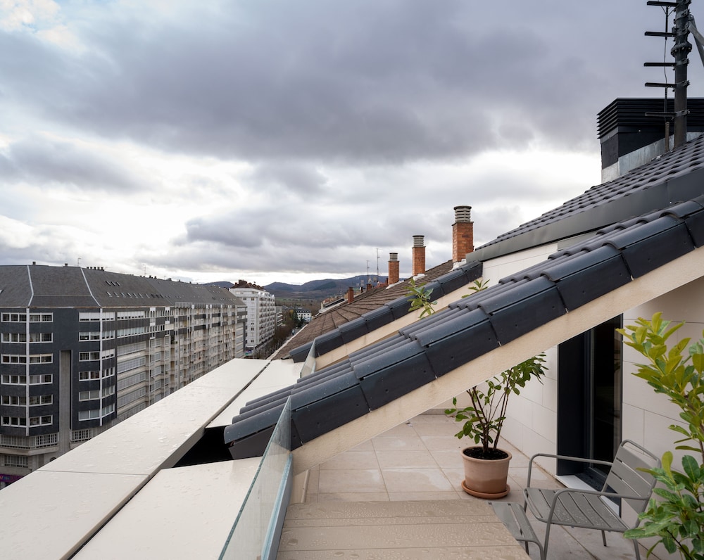 Penthouse, 1 Bedroom, Terrace - Photo 9