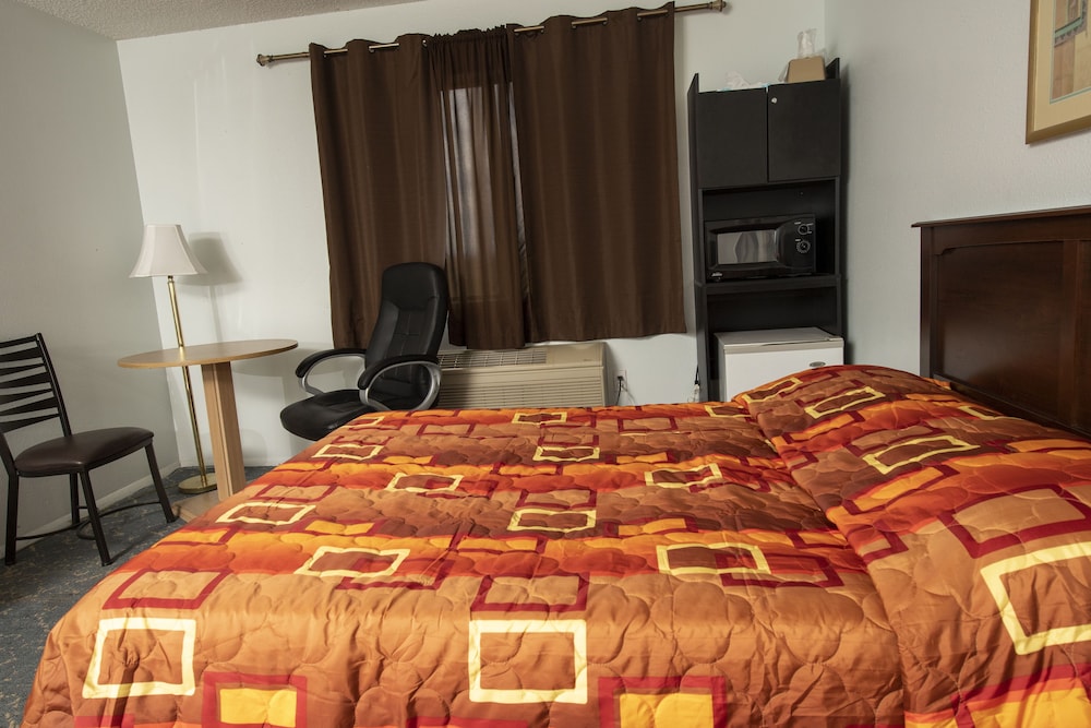 2 Double Beds photo 2