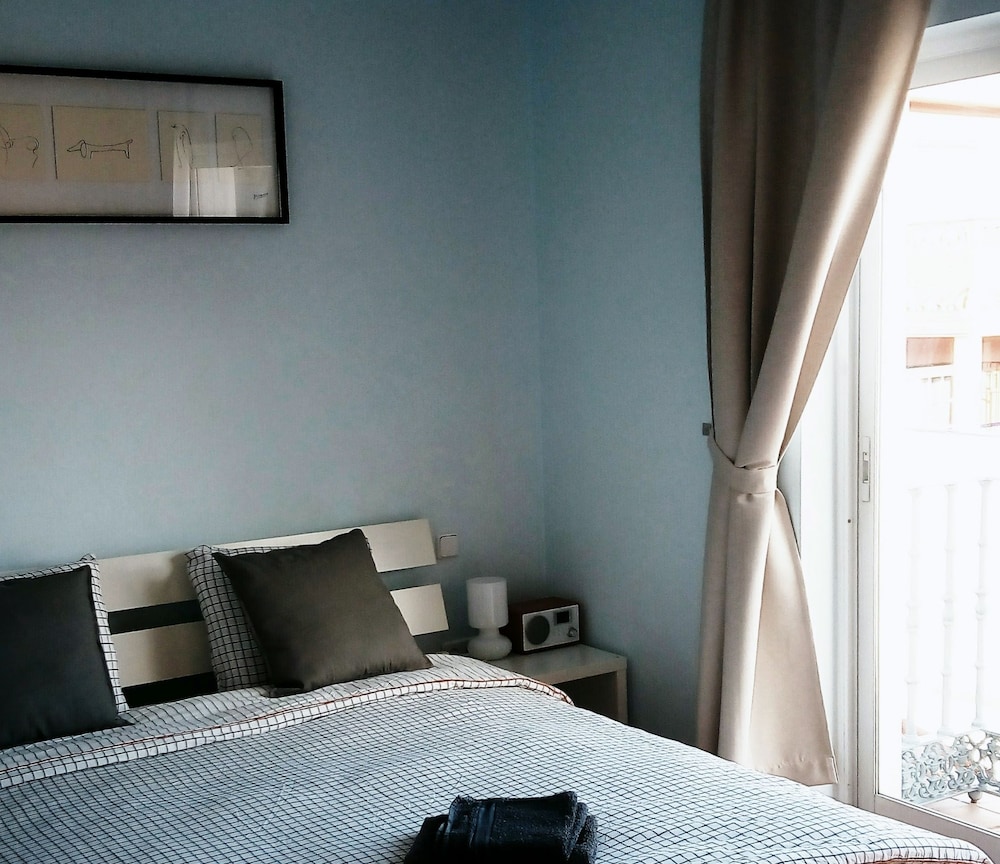 Basic Double Room, Shared Bathroom (Azul)