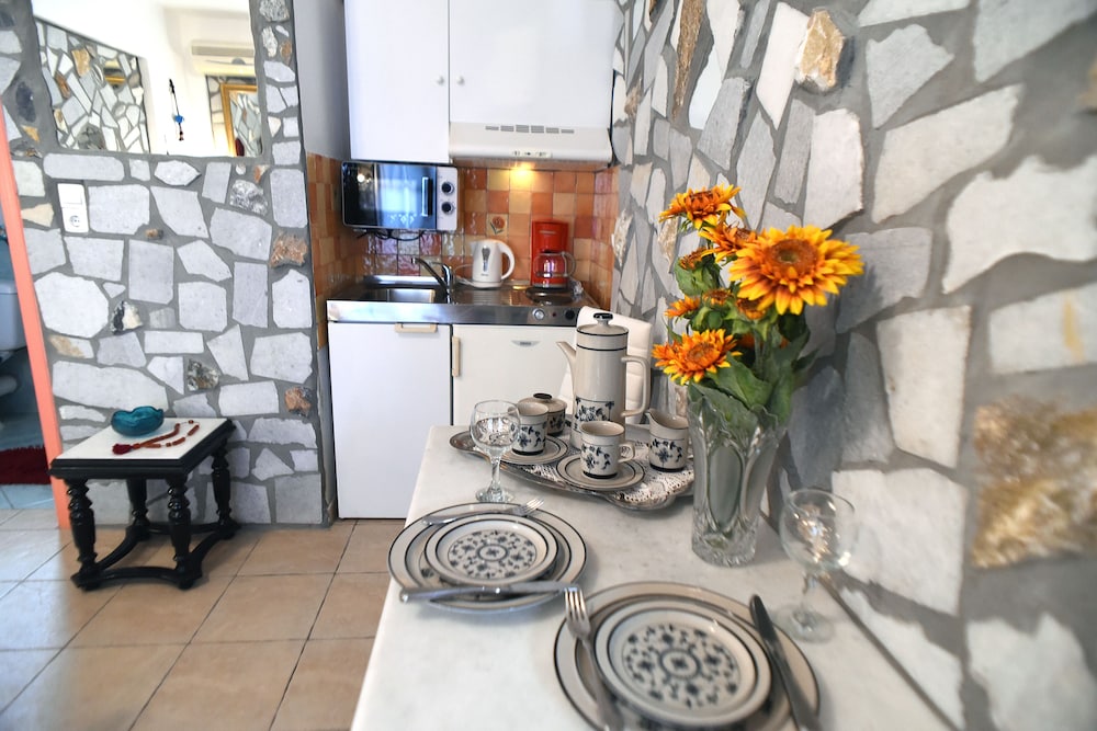 Studio (Home of Aeolus) photo 2